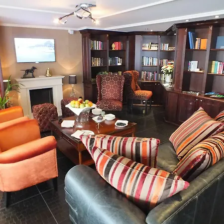 Hotel Crossgates Hotelship 4 Star - Altstadt - 3*